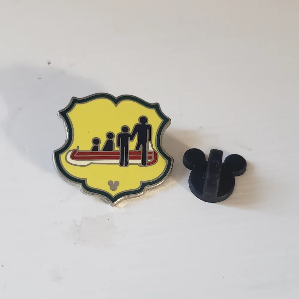 Disney Ride Sign Pin - Picture 4 of 4